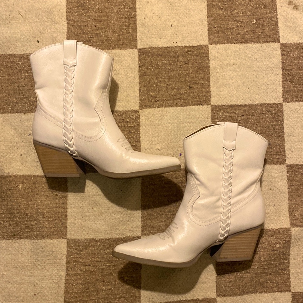 White Cowgirl Boots